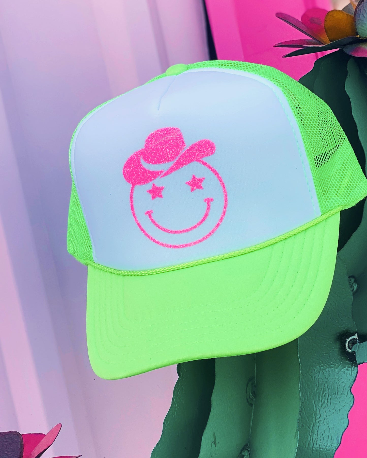 Howdy Smiley Trucker Hat