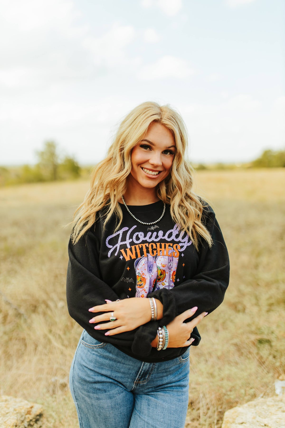 Howdy Witches Halloween Graphic Sweatshirt - Black