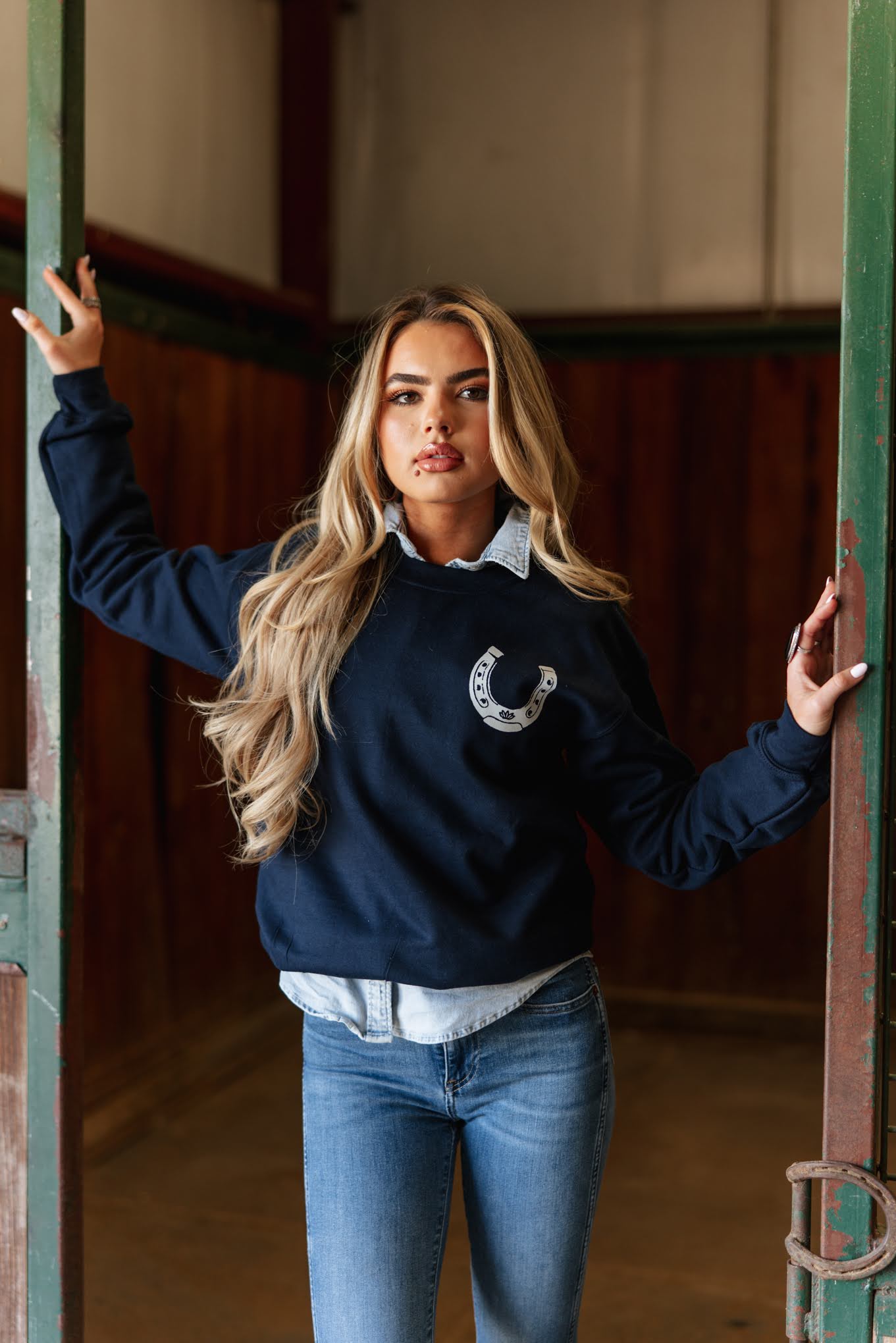 Heritage Horseshoe Pullover Sweatshirt - Navy