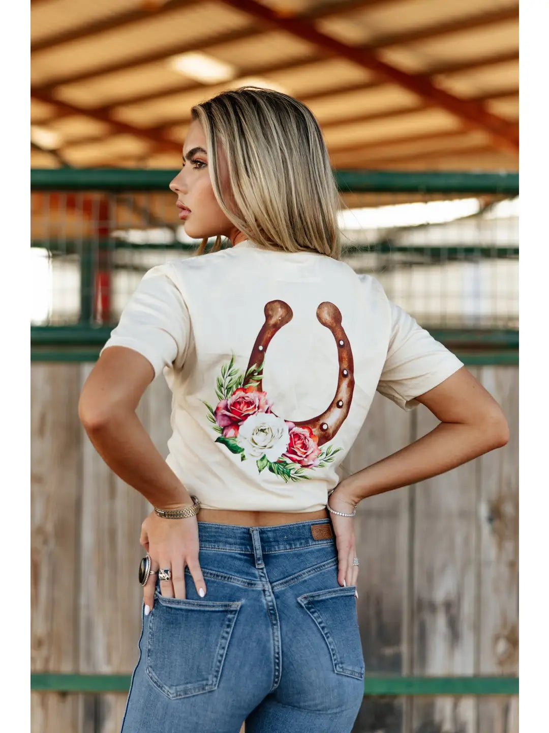 Flower Horseshoe Western T-Shirt - Oatmeal