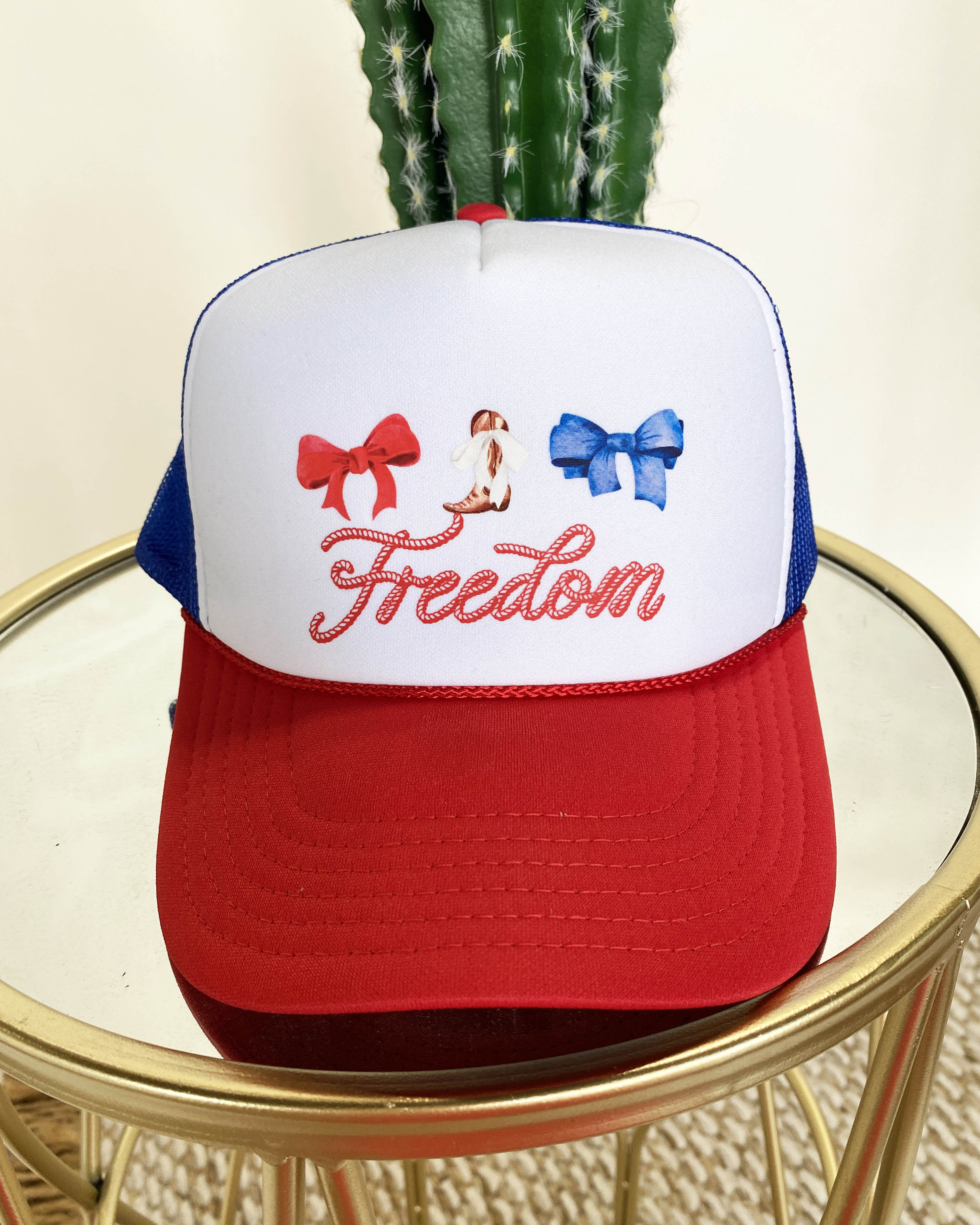 Freedom hat online